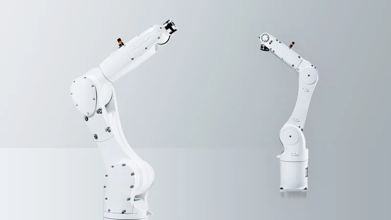 KUKA KR 10 R1100-2 (AGILUS) — view 2