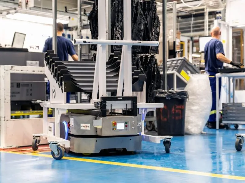OMRON Robotics LD-250 — view 2