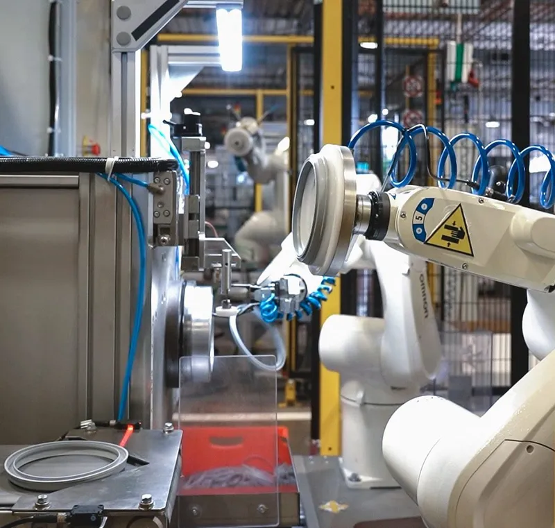OMRON Robotics Viper 650 — view 4