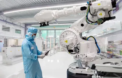 Robotics Earnings Split: Cobots Surge, Yaskawa Stumbles, ABB Exits