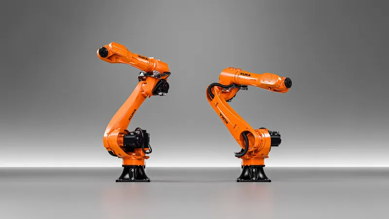KUKA KR 30 R2100 — view 1
